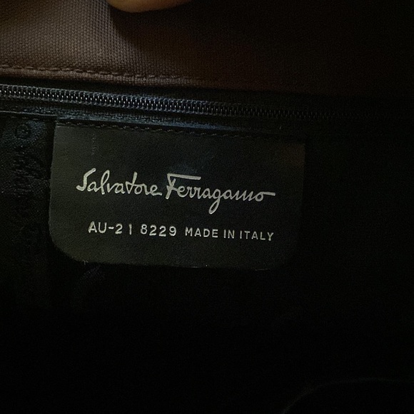 Authentic Salvatore Ferragamo brown tote with logo tie loops - Picture 7 of 9